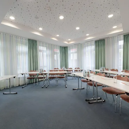 Ringhotel Neustaedter Hof מלון