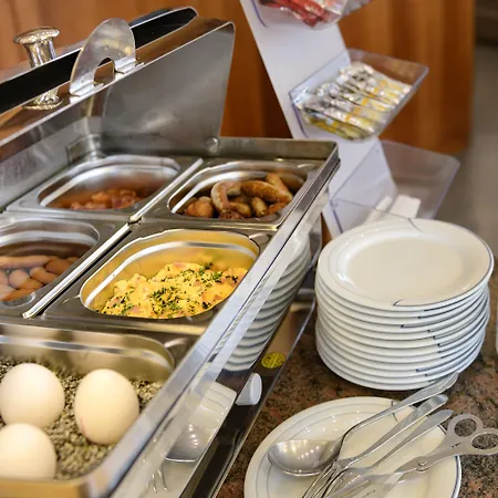 ホテル Neustaedter Hof 4*