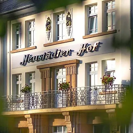 Ringhotel Neustaedter Hof 4* 슈바르첸베르크