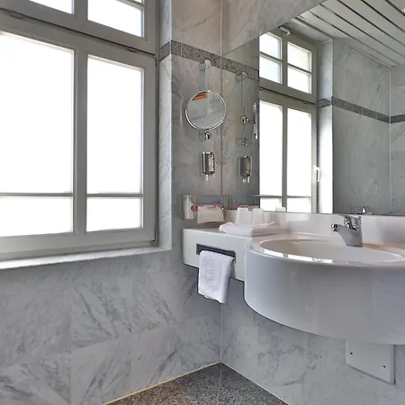 Ringhotel Neustaedter Hof Ξενοδοχείο 4*