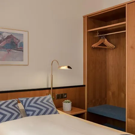 Neustädter Hof Hotel 4*