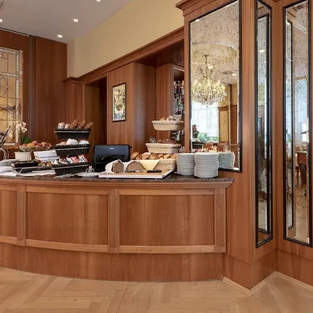 Ringhotel Neustaedter Hof Ξενοδοχείο 4*