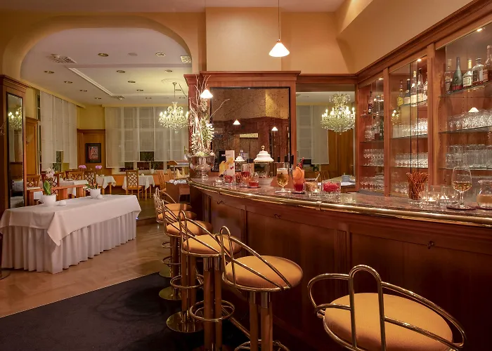 Hotel Neustadter Hof 4*